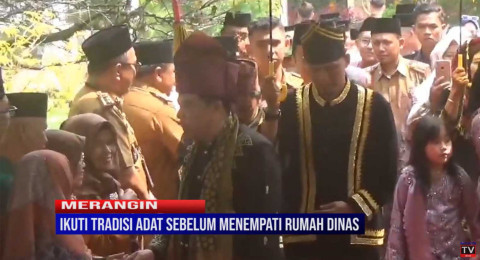 Tradisi Adat Sebelum Menempati Rumah Dinas Bupati Merangin